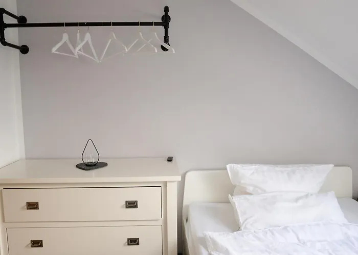 Appartement Remark - Fuer 6 In Grossburgwedel